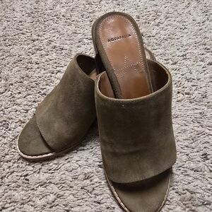 Aquatalia Women's Brown Suede Mules